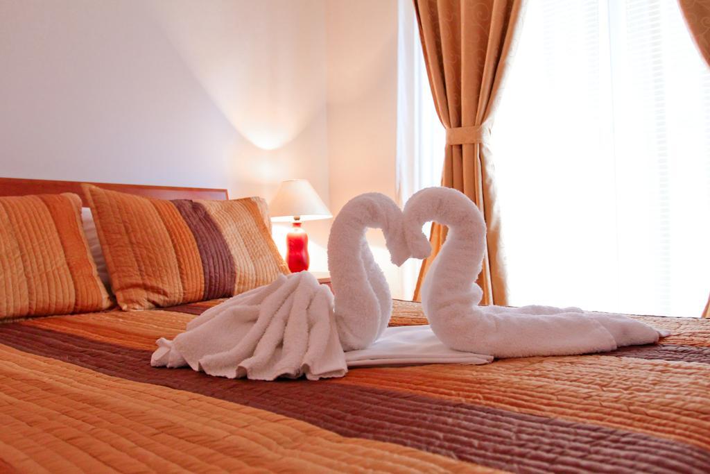 Bianca Apartments Херцег Нови Екстериор снимка